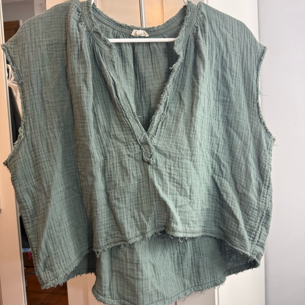 Aerie Textured Olive Blouse - Picture 2 of 4